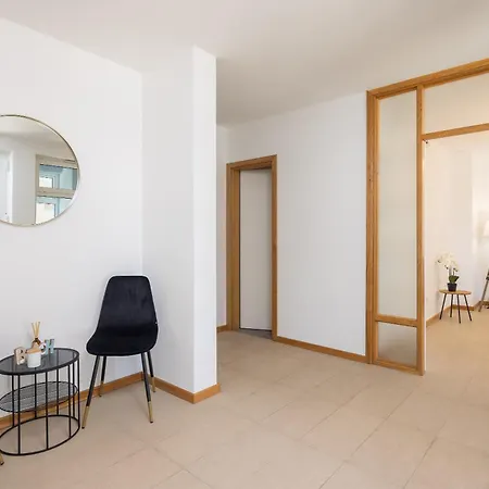 Lasta - Private Parking X2 Apartment