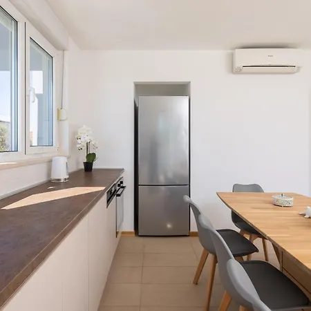 Lasta - Private Parking X2 Apartment Makarska