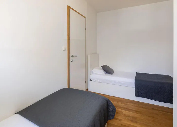 Apartment Lasta - Private Parking X2 *