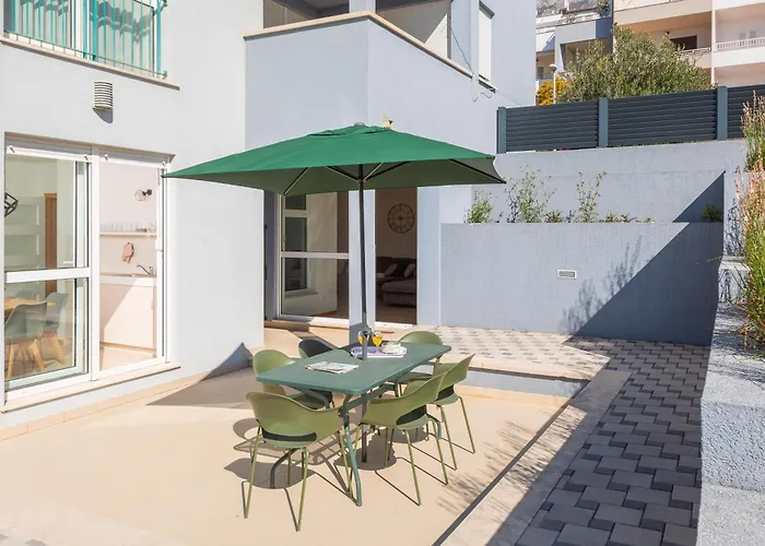 Apartamento Lasta - Private Parking X2