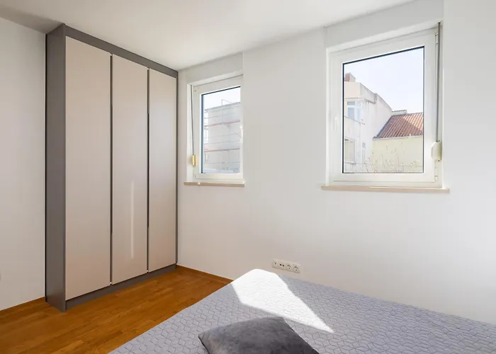 Lasta - Private Parking X2 Apartamento Makarska